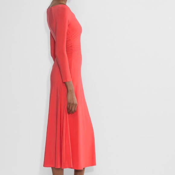 NWT! Aritzia Babaton Title Dress in Cherry Red Off-the-Shoulder Midi Size S - Picture 3 of 8